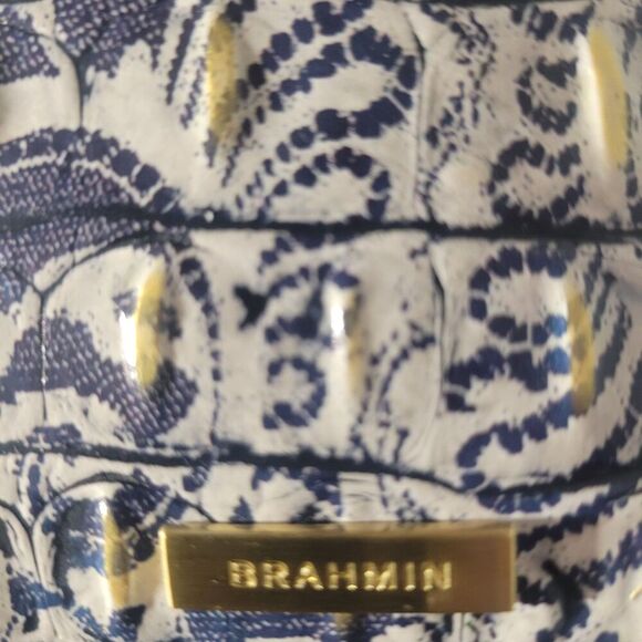NWT Brahmin Melbourne Collection Blue Filigree Lennon ID Wallet New - Picture 4 of 6